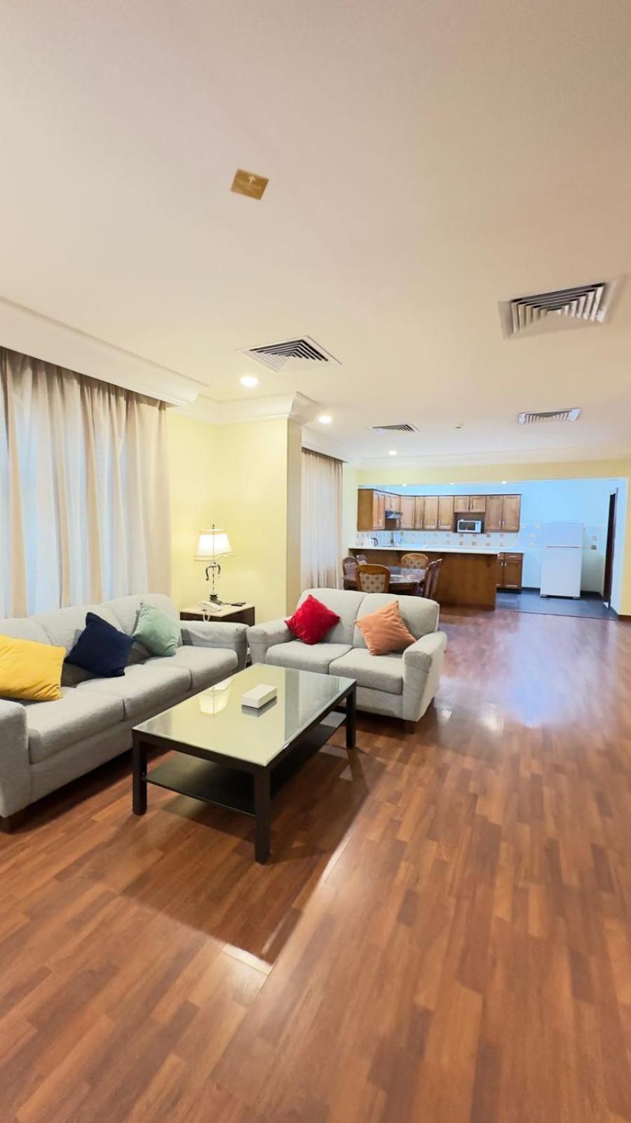 The Palace Suites Khobar Buitenkant foto